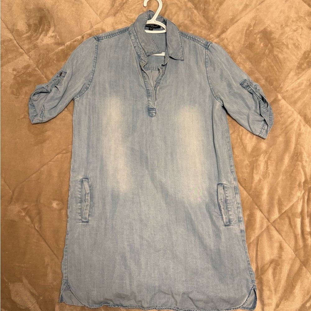 Velvet Heart Blue Buttoned Midi Dress with Cuffed Sleeves